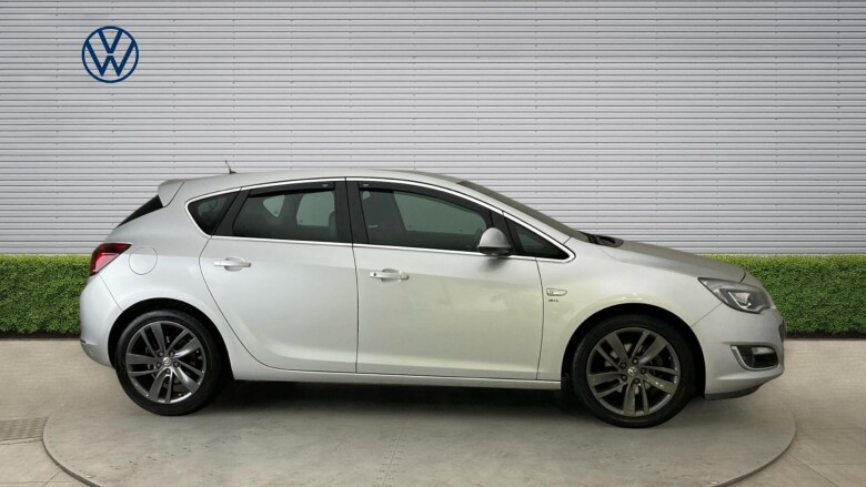 Vauxhall Astra 2.0 CDTi 16V ecoFLEX SRi 5dr Diesel Hatchback